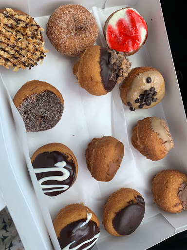 Donut Shop «Peace Love & Little Donuts», reviews and photos, 3106 Tamiami Trail N, Naples, FL 34103, USA