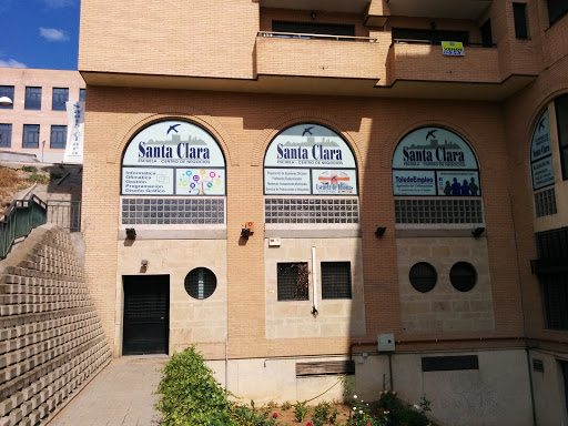 Escuela Santa Clara en Toledo