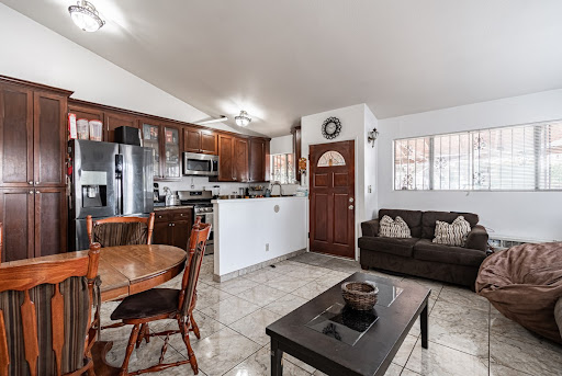 Josie Andrade & Associates image