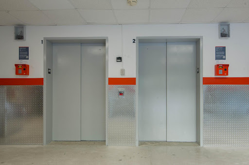 Self-Storage Facility «Public Storage», reviews and photos, 301 Sunny Isles Blvd, Sunny Isles Beach, FL 33160, USA