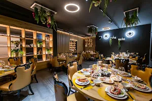 MOZI Restaurant image