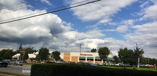 Shopping Mall «Park Ridge Shopping Center», reviews and photos, 2725 W Main St, Eagleville, PA 19403, USA