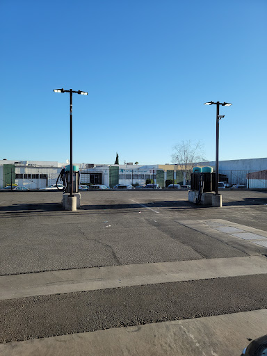 EL MONTE CARWASH en El Monte