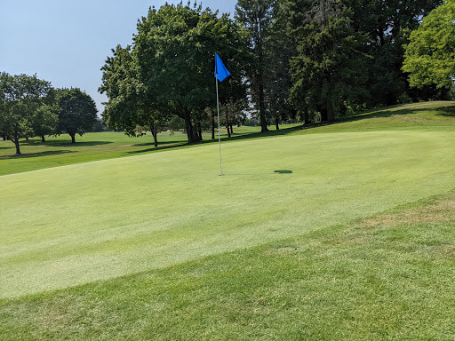 Golf Course «Highland 9-Hole Golf Course», reviews and photos, 1797 Edgcumbe Rd, St Paul, MN 55116, USA