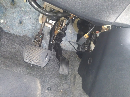 Auto Repair Shop «P V Auto Services», reviews and photos, 1712 N Fitzhugh Ave, Dallas, TX 75204, USA