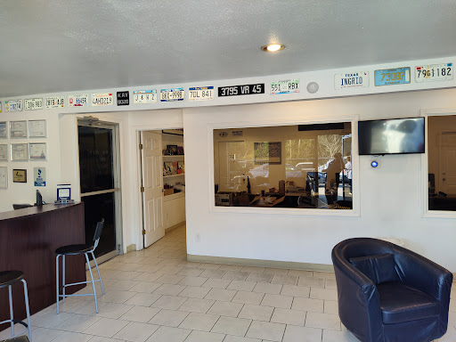 Used Car Dealer «Uptown Imports», reviews and photos, 1208 Spring Cypress Rd, Spring, TX 77373, USA