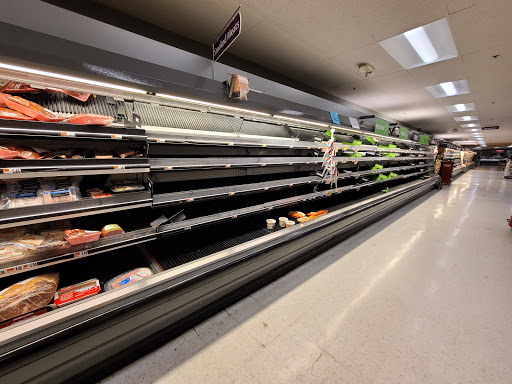 Grocery Store «Giant», reviews and photos, 1454 Chain Bridge Rd, McLean, VA 22101, USA