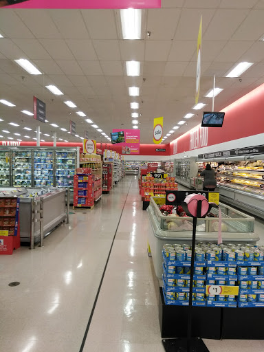 Grocery Store «Winn-Dixie», reviews and photos, 2880 Howland Blvd, Deltona, FL 32725, USA