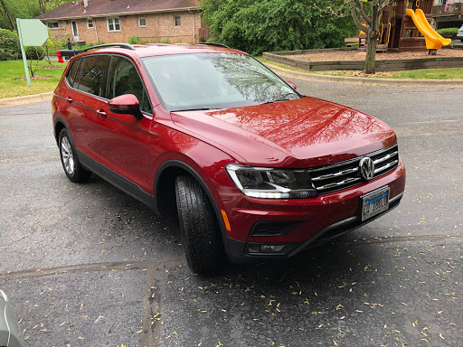 Volkswagen Dealer «Mike Haggerty VW», reviews and photos, 8920 S Cicero Ave, Oak Lawn, IL 60453, USA