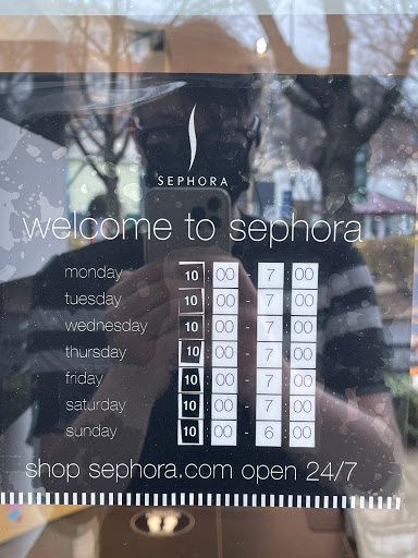 Cosmetics Store «SEPHORA», reviews and photos, 2800 Clarendon Blvd r550, Arlington, VA 22201, USA