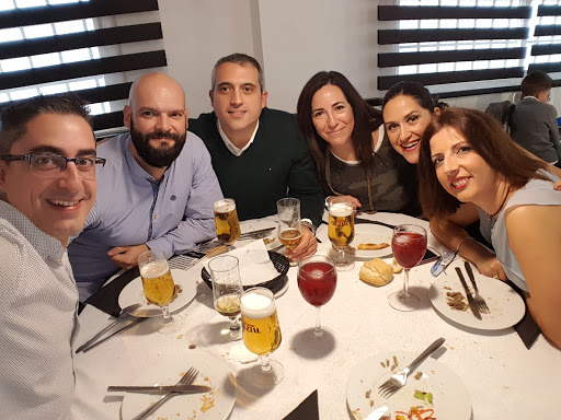 Información y opiniones sobre Restaurante Blanco y Negro de Jaén