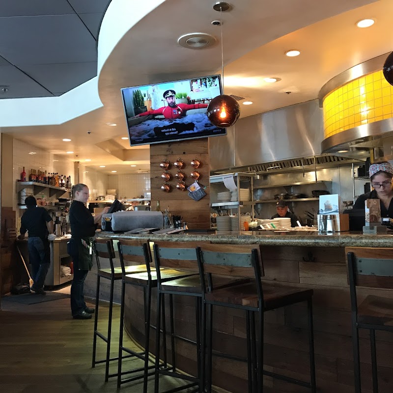 California Pizza Kitchen at Santa Barbara