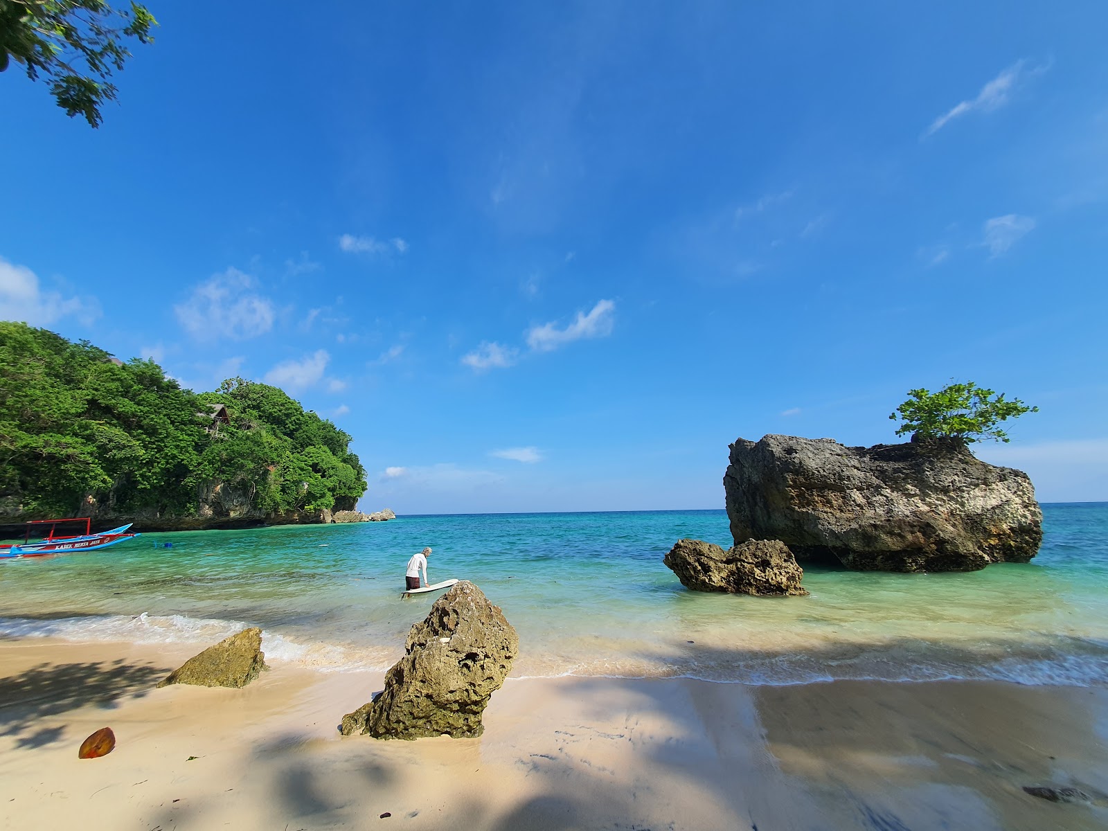 Photo de Plage de Padang Padang zone des équipements