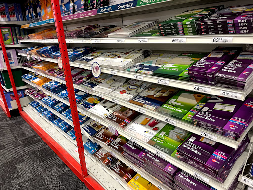 Office Supply Store «Staples», reviews and photos, 921 E Broad St, Fuquay Varina, NC 27526, USA