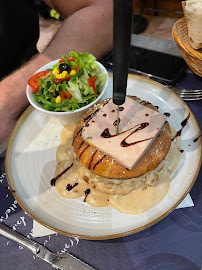 Plats et boissons du Restaurant Les Terrasses de Pérouges à Pérouges - n°4