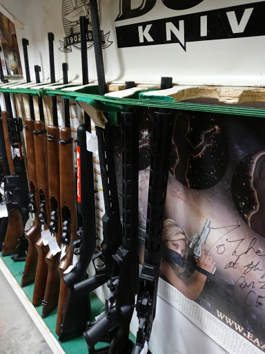 Outdoor Sports Store «Powderhorn Outdoor Sports Center», reviews and photos, 5755 Williston Rd, Williston, VT 05495, USA