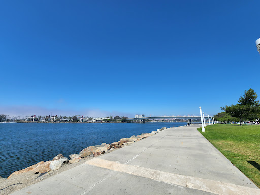 Park «ShoreLine Aquatic Park», reviews and photos, 200 Aquarium Way, Long Beach, CA 90802, USA