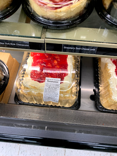 Grocery Store «Stop & Shop», reviews and photos, 1100 Massachusetts Ave, Dorchester, MA 02125, USA