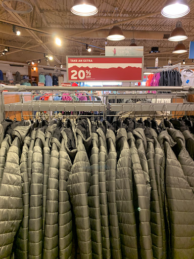 Clothing Store «Columbia Sportswear Outlet Store at Allen Premium Outlets», reviews and photos, 820 Stacy Rd #470, Allen, TX 75013, USA
