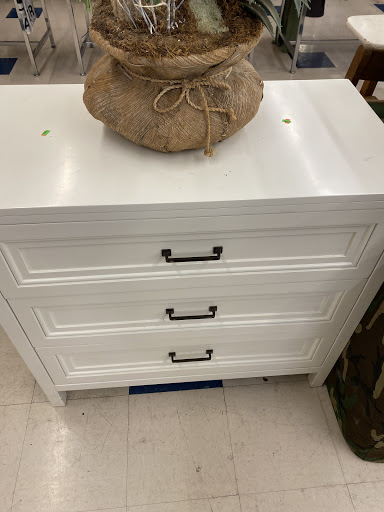 Thrift Store «St. Vincent de Paul Retail Thrift Store», reviews and photos