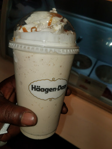 Ice Cream Shop «Häagen-Dazs® Ice Cream Shop», reviews and photos, 104 Mall Walk, Yonkers, NY 10704, USA