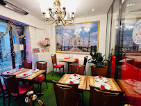 Atmosphère du Restaurant indien TAJMAHAL PARIS-LOUVRE-CHATELET-MARAIS-HALAL - n°2