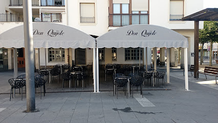 Bar Don Quijote - Plaza Juan de Salazar, 1, 09500 Medina de Pomar, Burgos, Spain