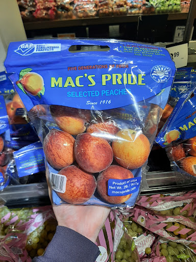 Grocery Store «Giant Food Stores», reviews and photos, 455 Eisenhower Dr, Hanover, PA 17331, USA