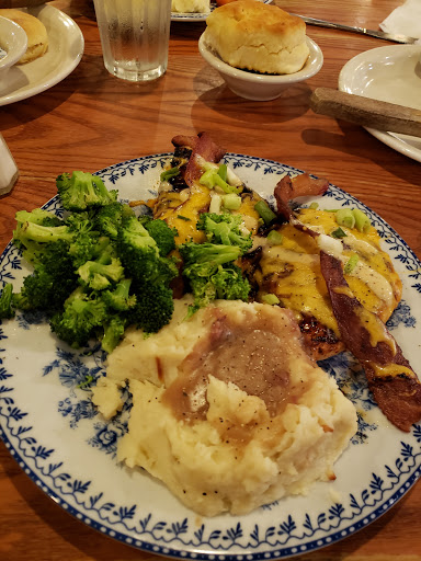 American Restaurant «Cracker Barrel Old Country Store», reviews and photos, 13833 W Hillsborough Ave, Tampa, FL 33635, USA