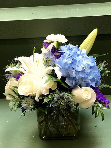 Florist «Crystals Flowers & Gifts», reviews and photos, 17314 Pacific Ave S, Spanaway, WA 98387, USA