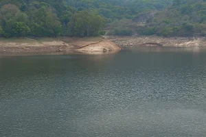 Kadamparai Dam image
