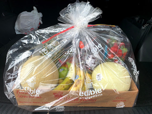 Gift Shop «Edible Arrangements», reviews and photos, 13746 N Kendall Dr, Miami, FL 33186, USA