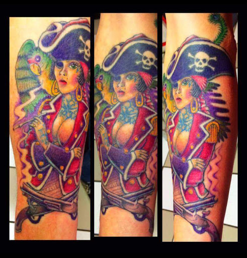 Tattoo Shop «Six1Six Tattoo Studio», reviews and photos, 526 Leonard St NW, Grand Rapids, MI 49504, USA