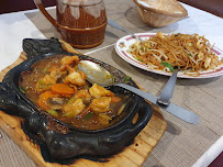 Plats et boissons du Restaurant Mantes Chinatown à Mantes-la-Jolie - n°3
