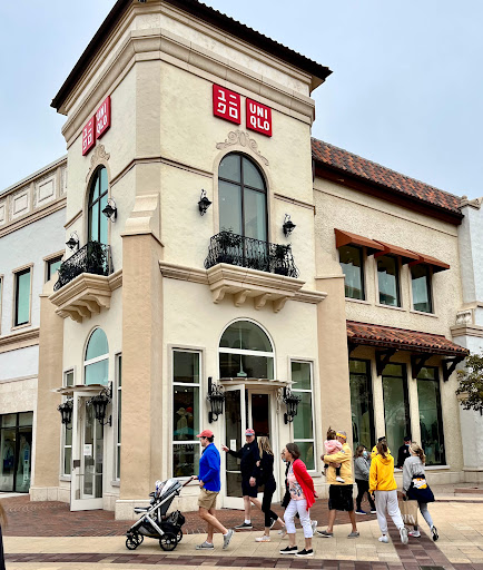Stores to buy women's white sweatshirts Orlando