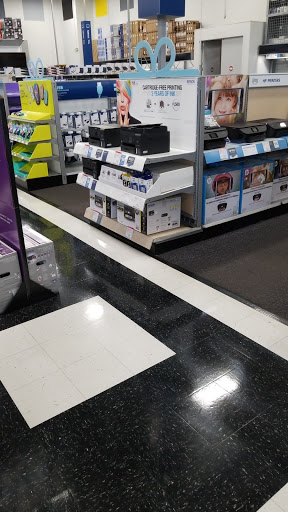 Electronics Store «Best Buy», reviews and photos, 5555 Glenway Ave #550, Cincinnati, OH 45238, USA