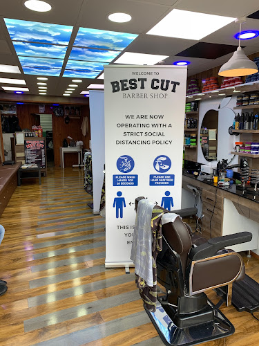 Comments and reviews of Best cut barber