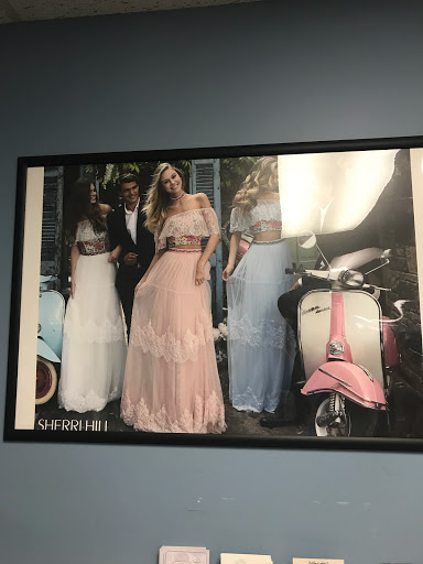 Bridal Shop «Louis Marie Bridal», reviews and photos, 3 E Main St, Middletown, DE 19709, USA