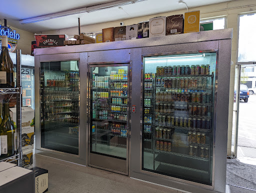 Liquor Store «Holly Market», reviews and photos, 491 Laurel St, San Carlos, CA 94070, USA