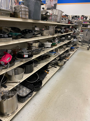 Thrift Store «Goodwill of North Georgia: Shallowford Road Store and Donation Center», reviews and photos