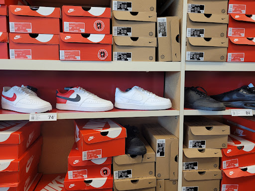 Shoe Store «Famous Footwear», reviews and photos, 16490 N Marketplace Blvd, Nampa, ID 83687, USA