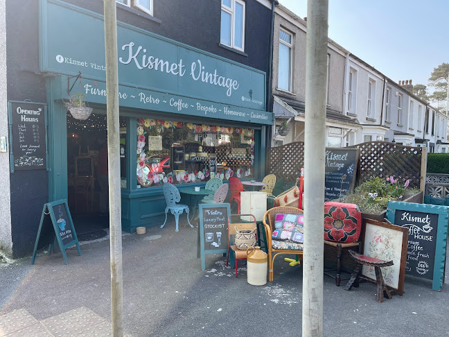 Kismet Vintage & Kismet Coffee House