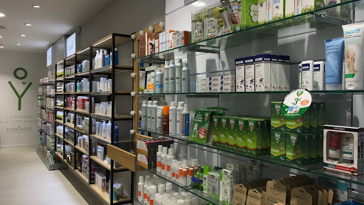 Farmàcia Canyadó Beatriz Bernad Sorjus