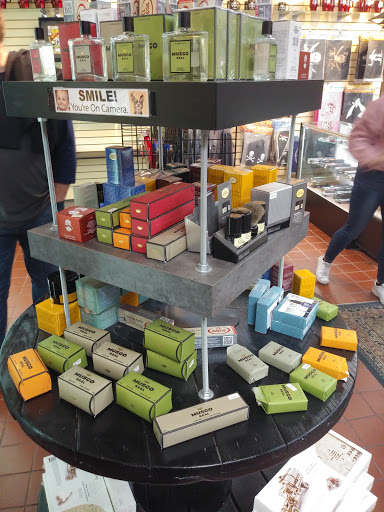 Outdoor Sports Store «Bear Mountain Outfitters Manly Toys And Hobbies», reviews and photos, 35 Hypolita St #105, St Augustine, FL 32084, USA