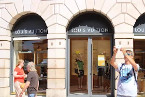 Louis Vuitton Verona image