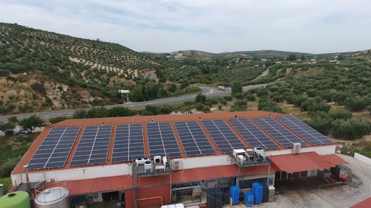 Solar Natura ️ Sistemas de energía renovable en Córdoba de Cebrián, Pol. Ind. Dehesa, C. Bujalance, parc. 39, 14420 Villafranca de Córdoba, Córdoba, España