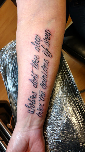 Tattoo Shop «southern grace tattoo gallery», reviews and photos, 790 Burnt Hickory Rd b, Cartersville, GA 30120, USA