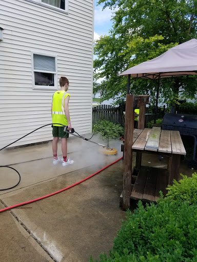 Irish Spring Inc. Pressure Washer House,Roof,Concrete Cleaning in New Lenox, Illinois