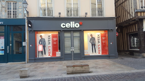 Magasin de vêtements pour hommes celio Troyes