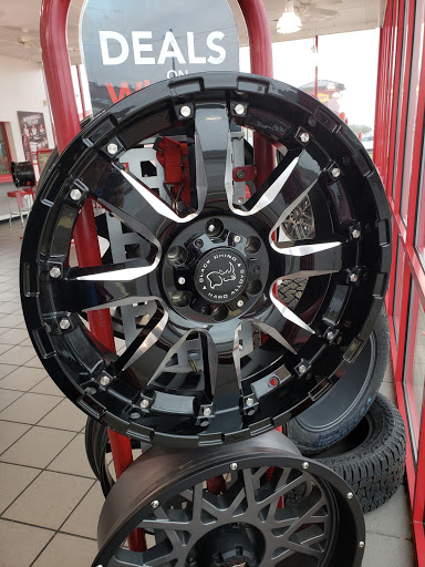 Tire Shop «Discount Tire Store - Spring, TX», reviews and photos, 6510 Farm to Market 2920, Spring, TX 77379, USA